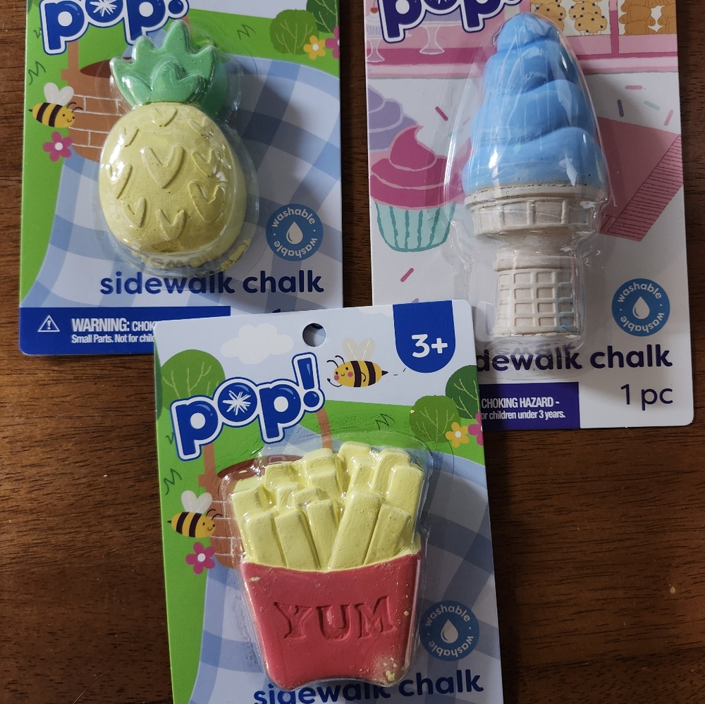 Pop Kids Sidewalk Chalk Set - Yellow, Blue, Red